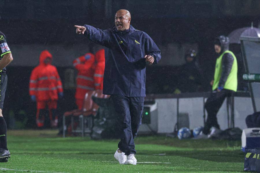 Bianco ridisegna il centrocampo: ecco il Modena senza Palumbo