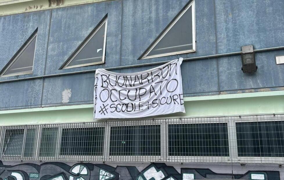 Pisa, il presidente della Provincia sui problemi del liceo Buonarroti: «Un confronto per cercare soluzioni»