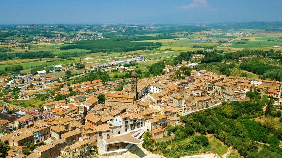 Un bellissimo scorcio di Peccioli dall'alto