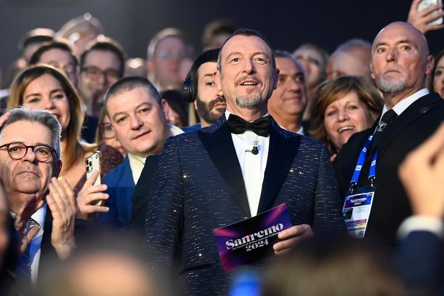 Sanremo, gli ascolti della prima serata: Amadeus supera se stesso