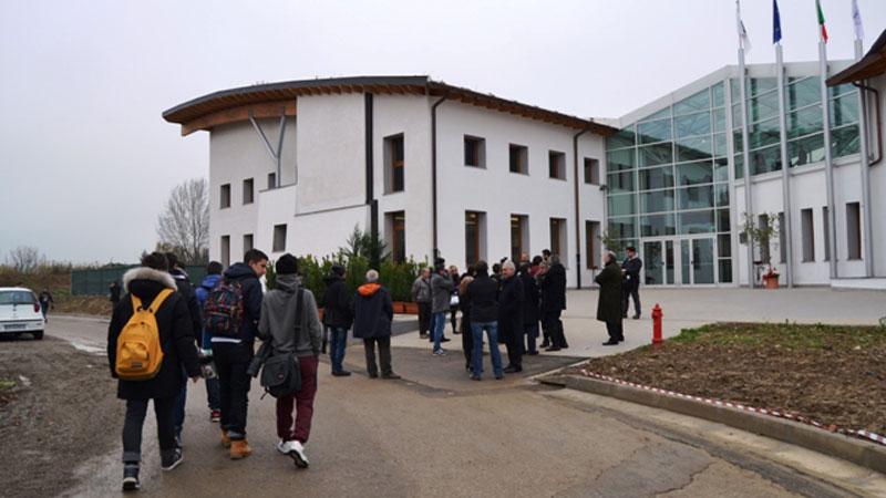 L’ingresso dell’istituto Ferraris Brunelleschi