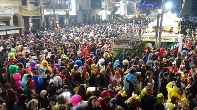 La Darsena sfida la pioggia. «Pronti alla festa comunque»<br>