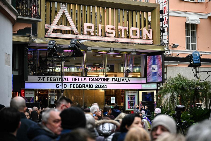 Sanremo, nuovo allarme bomba: denunciato un 52enne con interessi nel mondo della musica