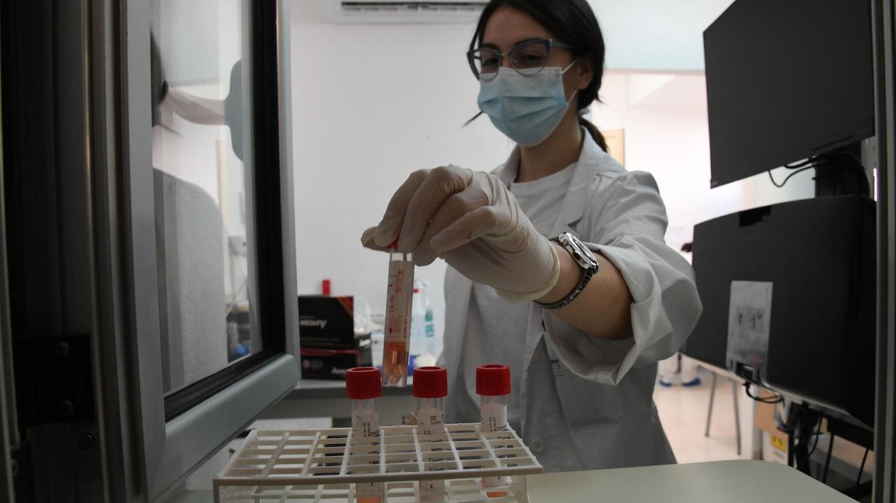 Laboratori d’analisi convenzionati: «Da aprile tutto a pagamento»