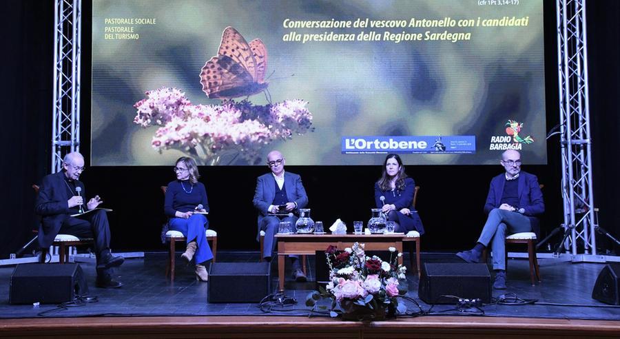 Sanità, spopolamento e istruzione: il vescovo interroga i candidati
