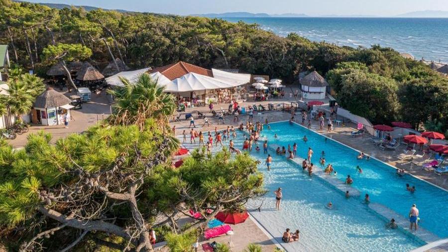 Un’immagine dell’ecoresort Paradù a Marina di Castagneto