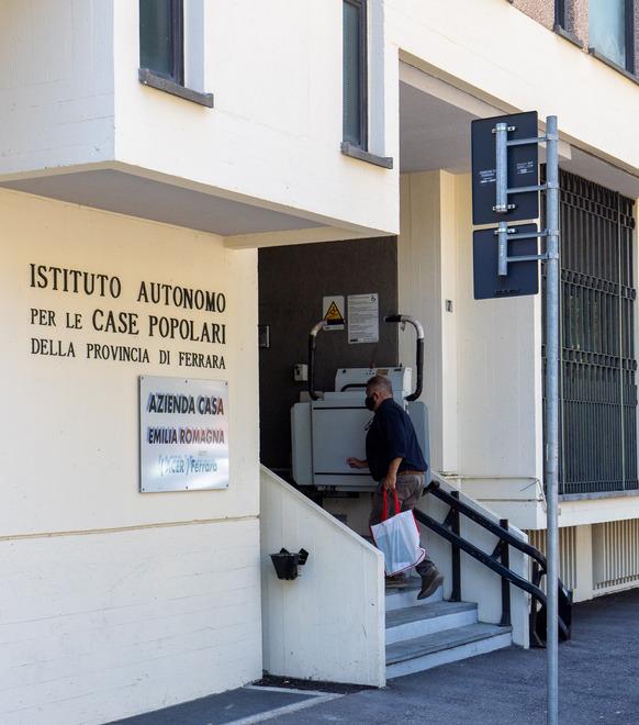 Comacchio, a 62 anni si ritrova senza una casa: «Il Comune mi aiuti a vivere»