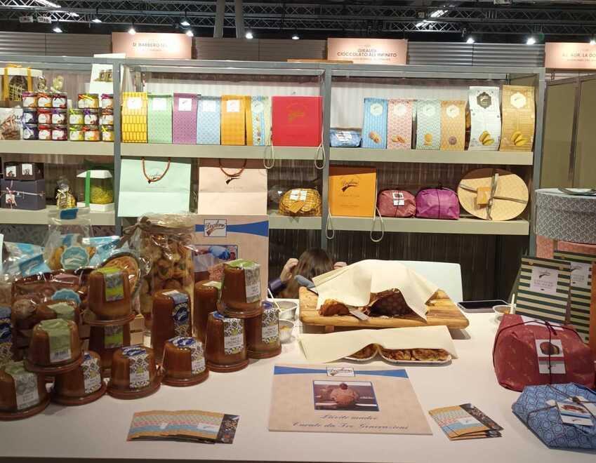 Lo stand del Biscottificio Dogliani a Taste