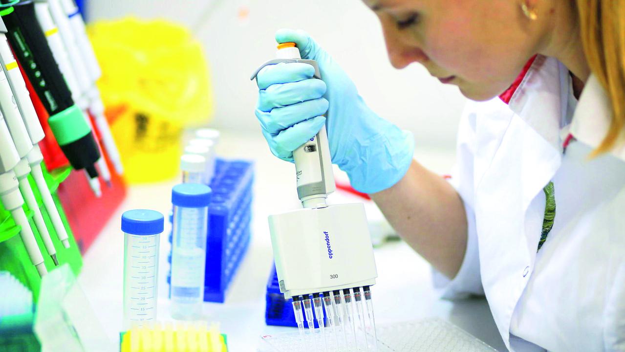 I titolari dei laboratori privati: «Costretti a far pagare tutto se non si trova una soluzione»