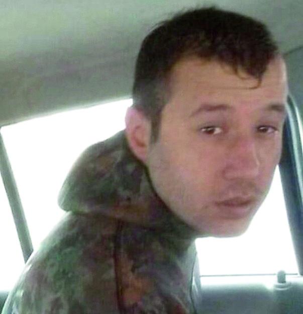 L'incidente di Alghero: «Abbiamo perso un ragazzo d’oro. Addio Emanuele, ci mancherai»