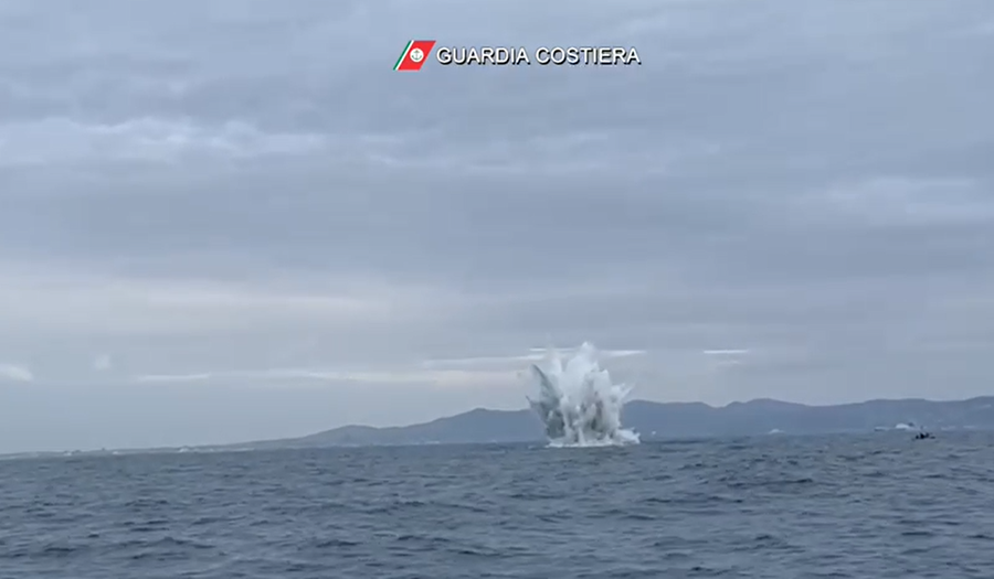 Livorno, fatta esplodere la bomba trovata a ottobre davanti alla Meloria – Video