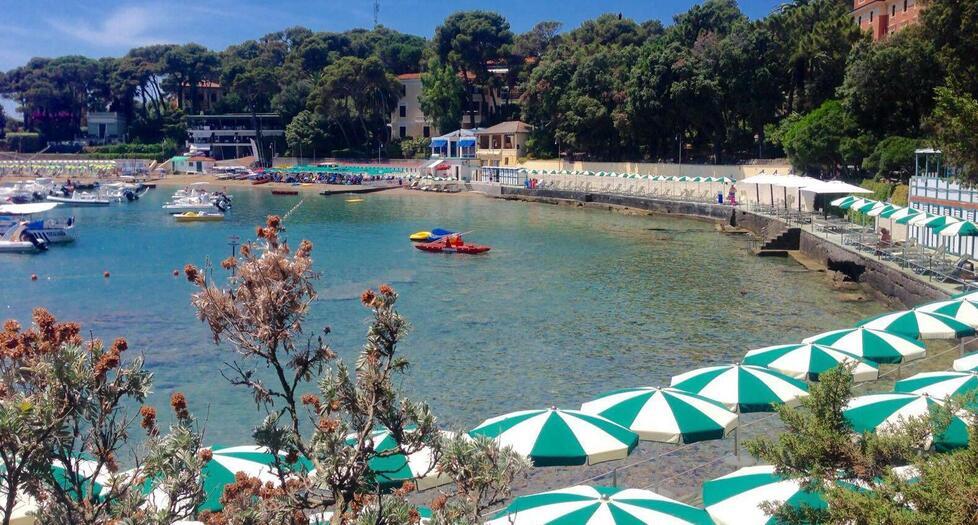 Gli storici Bagni Ausonia di Castiglioncello