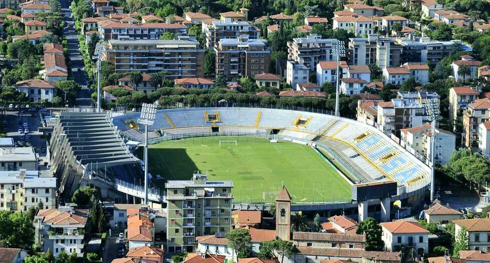Una veduta aerea dello stadio (foto Piero Frassi)