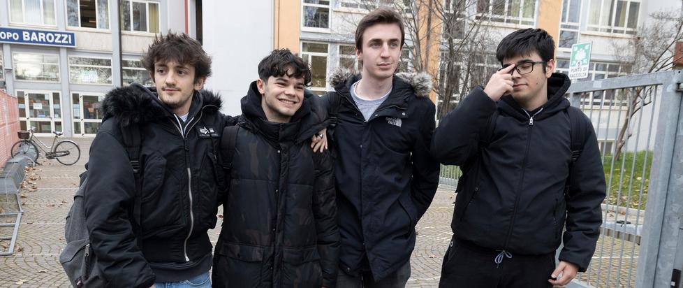 Studente sospeso a Modena, il sindaco Muzzarelli duro: «È il fallimento della scuola rispetto alla sua missione educativa»