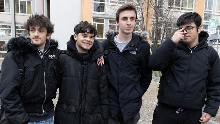 Studente sospeso a Modena, il sindaco Muzzarelli duro: «È il fallimento della scuola rispetto alla sua missione educativa»
