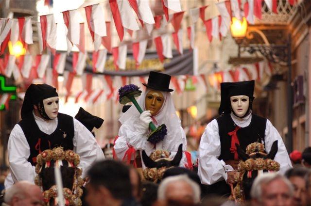 
	La pariglia del Componidori guida il corteo dei cavalieri in una Sartiglia di qualche anno fa

