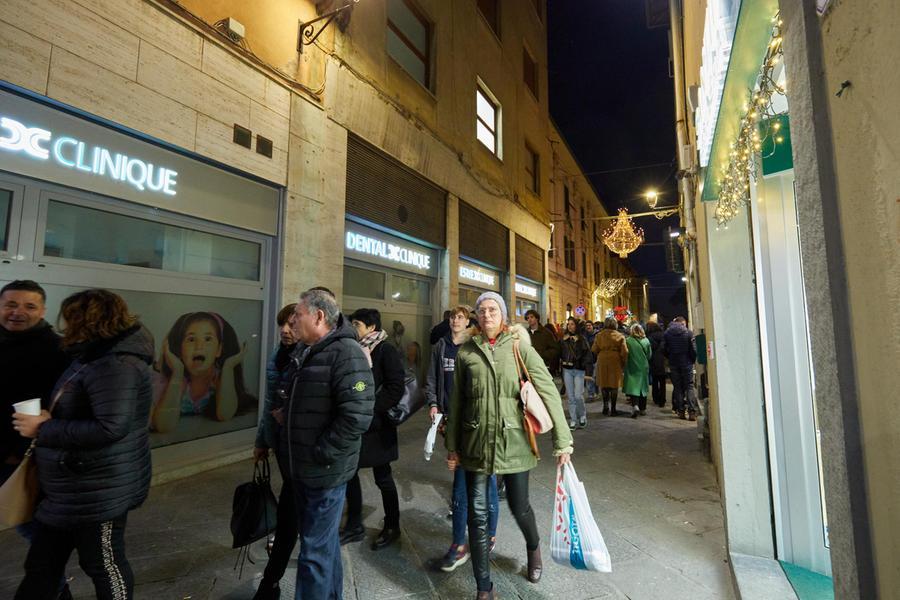 Empoli, calo del 5% in tre anni per i negozi. Regge (in parte) l’area turismo