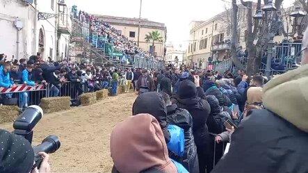 
Le tribune al lato del percorso della Sartiglia di oggi 11 febbraio