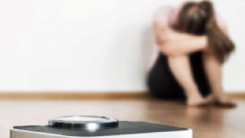 «Volevo perdere due chili, sono arrivata a pesarne 28»: anoressia e bulimia, i dati choc