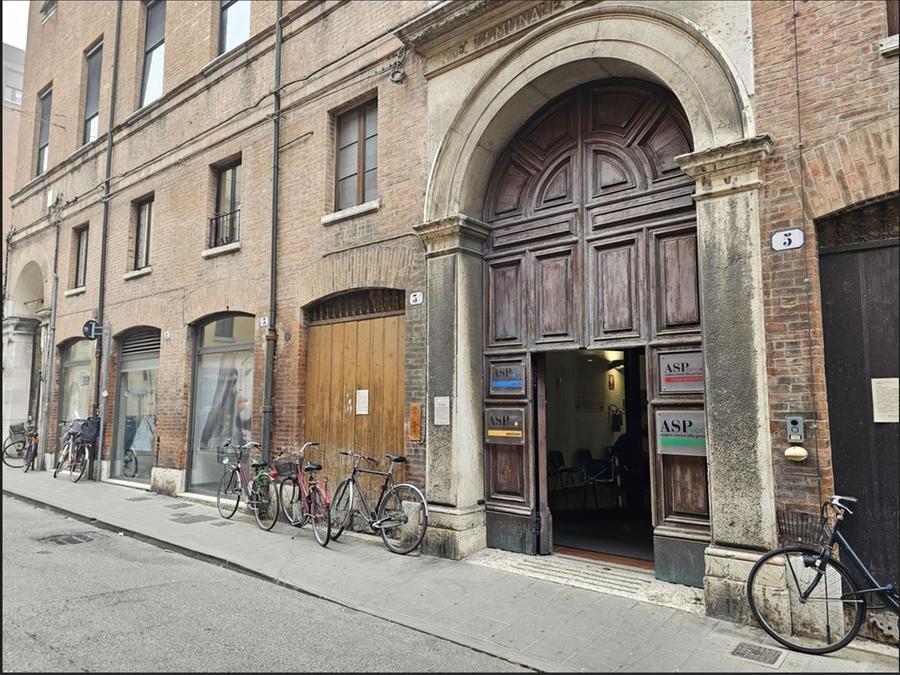 Ferrara, incontri informativi per caregiver: aperte le iscrizioni