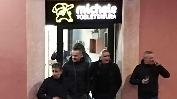 Il nuovo negozio “Michele toilettatura” in via Cavour a Carrara: ieri c’è stata l’inaugurazione in centro città