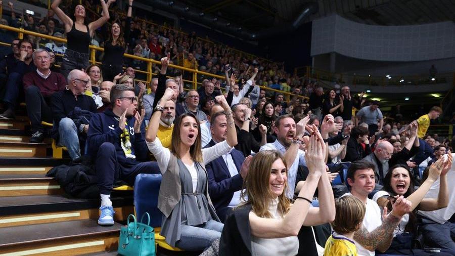 Festa per oltre 3500 tifosi di Modena Volley: il tabù del PalaPanini è sfatato