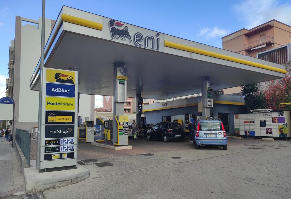 Nuovi aumenti di benzina e gasolio, il Nuorese di nuovo al top in Italia 