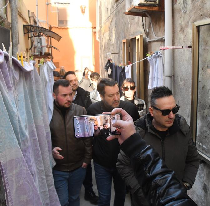 Matteo Salvini a Sassari: «Militari contro lo spaccio»