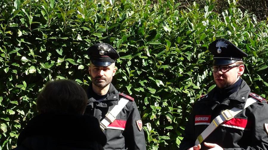 Dolianova, 15enne ordina un vagone di pizza a casa del vicino e rischia di far scattare una rissa