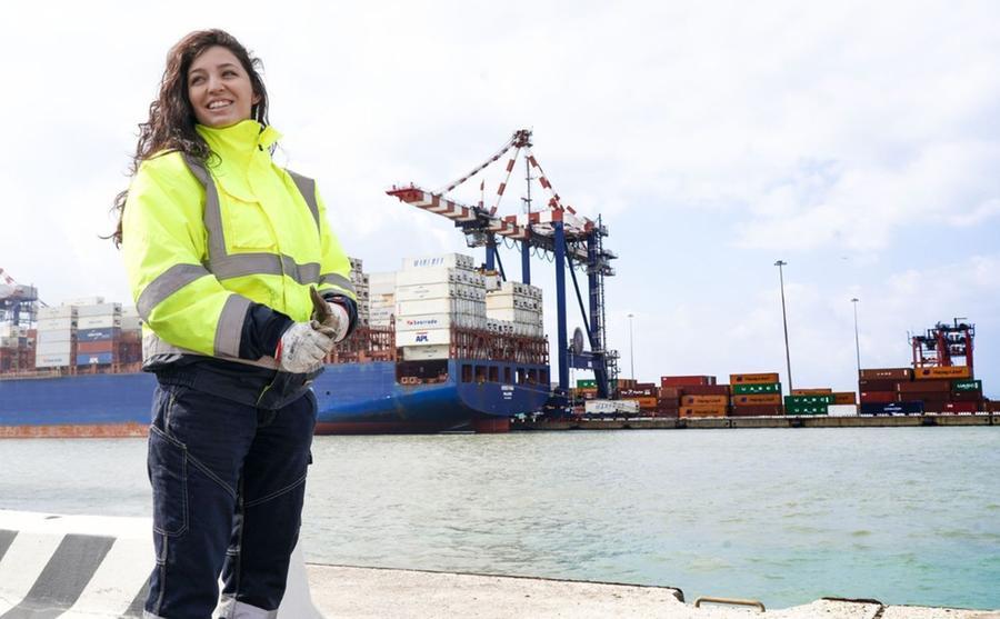 Da Livorno alla Camera dei Deputati: “Il porto delle donne” si racconta a colpi di foto