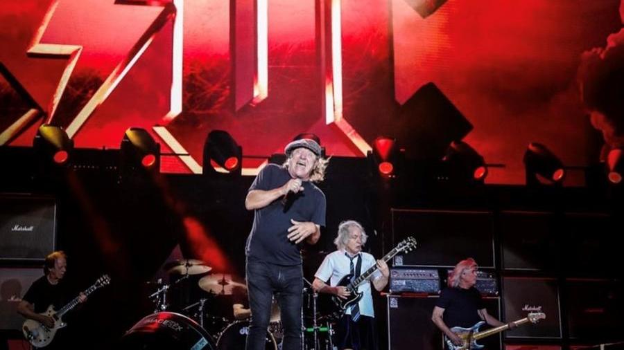 AC/DC a Reggio Emilia: hotel e host privati alzano i prezzi