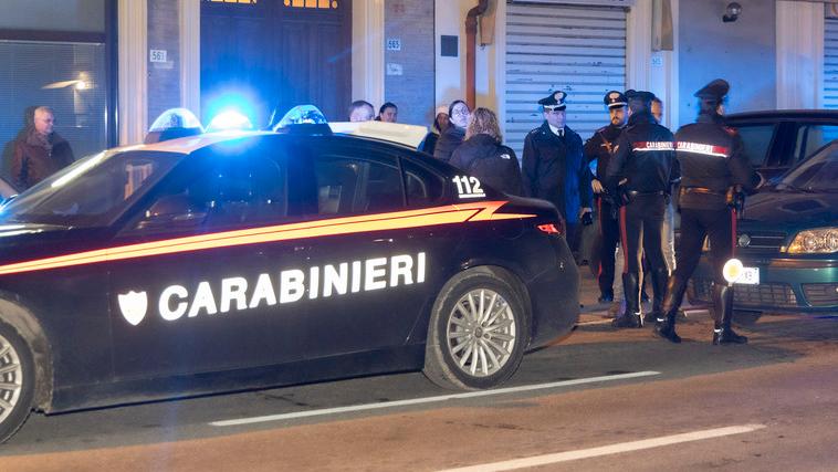 Modena, due fermi per il furto finito nel sangue in via Nonantolana: «Stiamo chiarendo il movente»