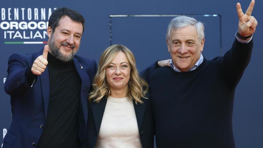 Giorgia Meloni, Matteo Salvini e Antonio Tajani chiudono la passerella elettorale a Cagliari il 21 febbraio