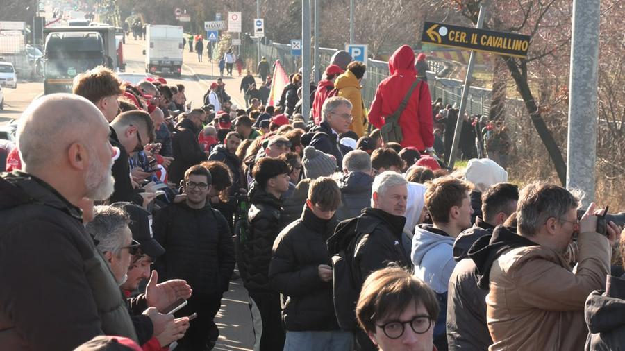 Ferrari, folla a Fiorano a vedere girare la SF-24
