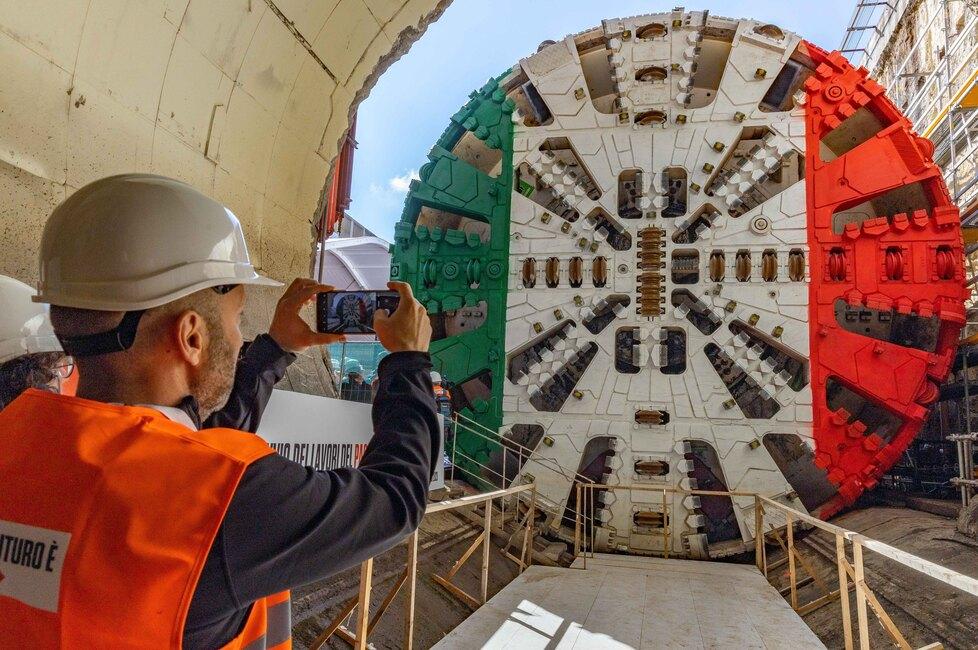 La maxi fresa Iris all’inaugurazione avvenuta quest’estate
