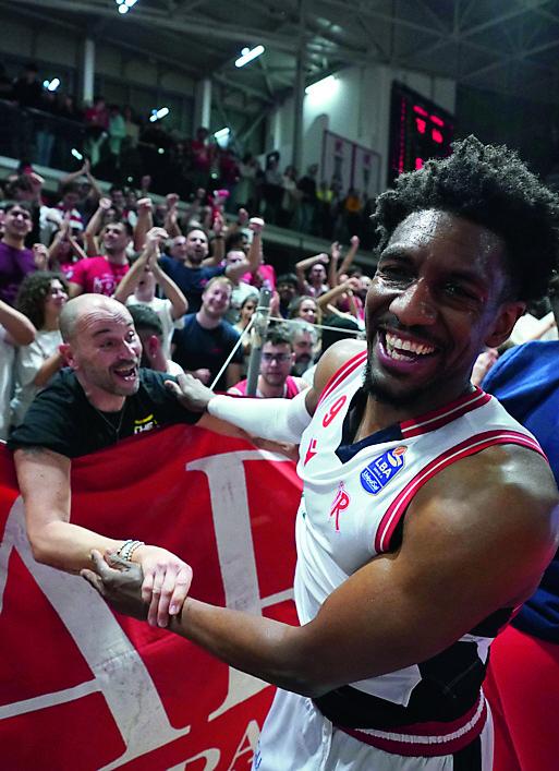 Unahotels, fai fuori la Virtus per regalarci un sogno