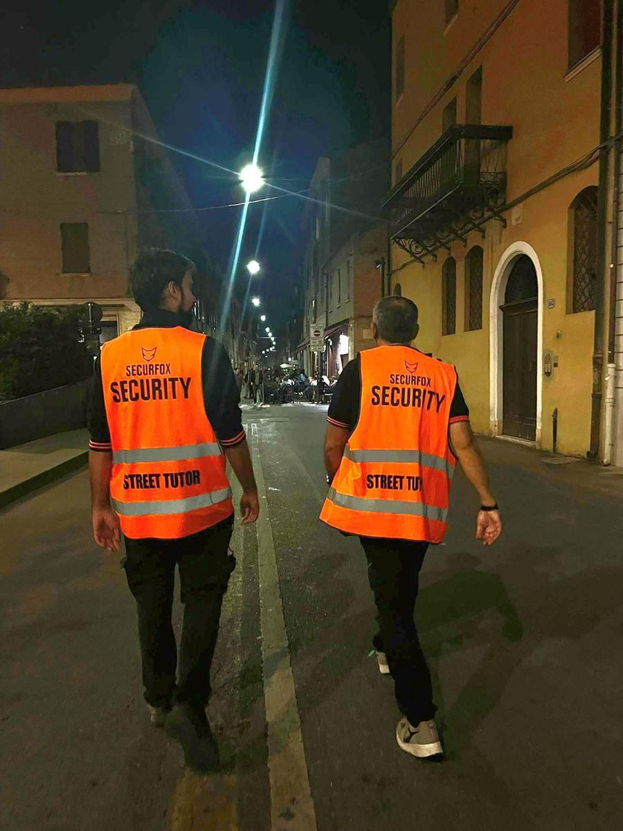 Ferrara, Street Tutor anche in piazza Ariostea