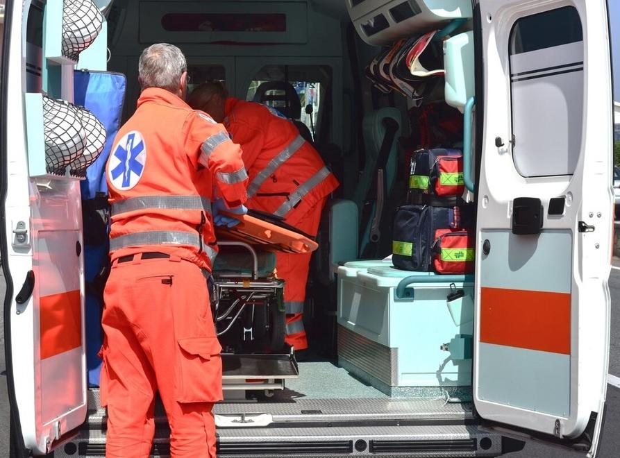 
	Volontari del servizio di emergenza al lavoro durante una chiamata (foto d&rsquo;archivio)

