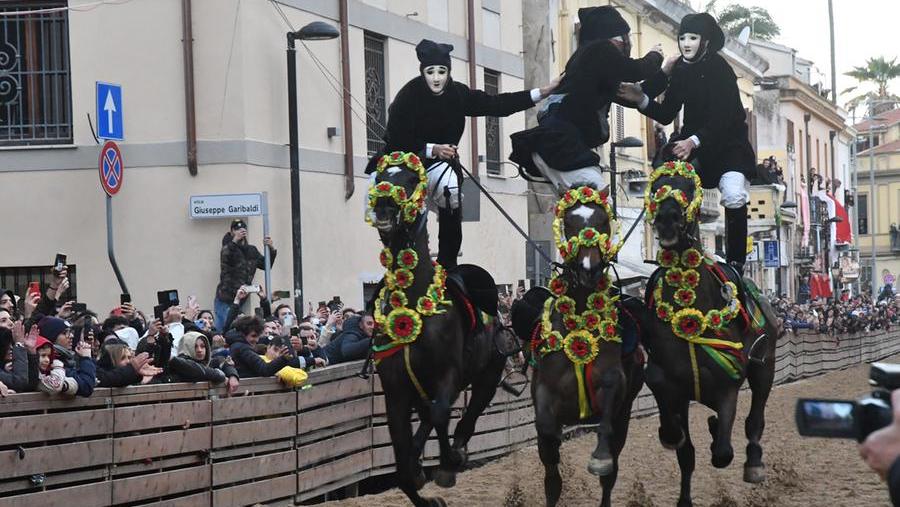 La corsa delle pariglie di domenica 11 febbraio