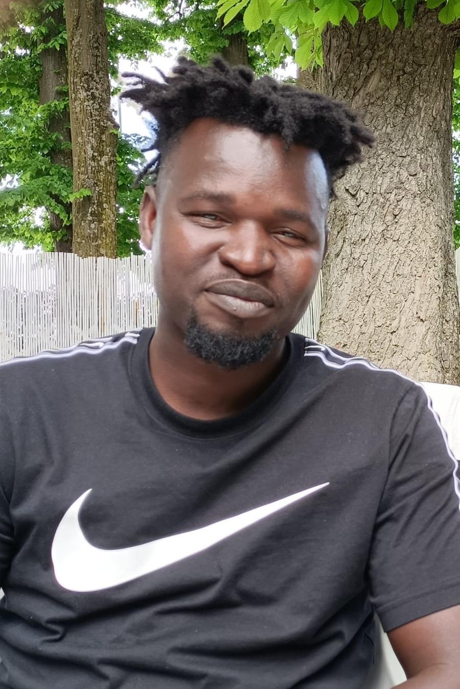 Modena, gioca a calcio e sta male: addio a un papà 28enne