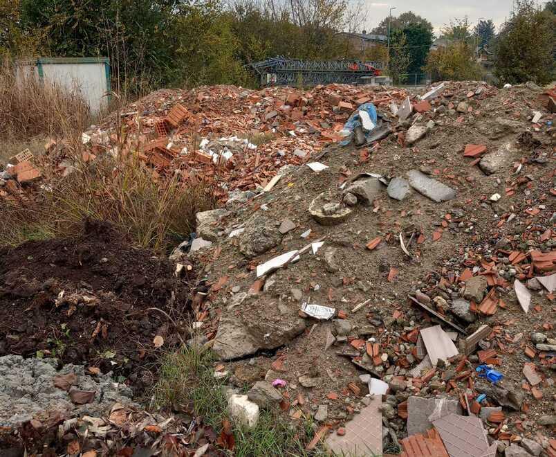 Reggio Emilia: tonnellate di scarti edili abbandonate a Canali