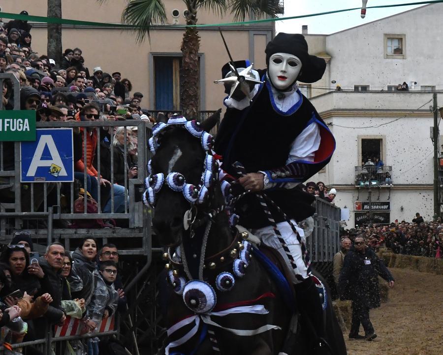 
	La discesa alla stella di Daniele Mattu

