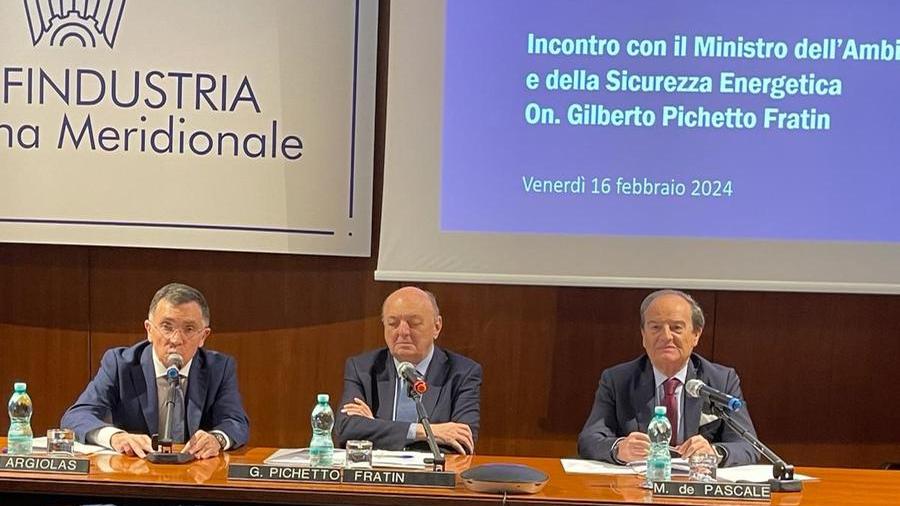 «A breve il Decreto energia, a Porto Torres il mega rigassificatore»