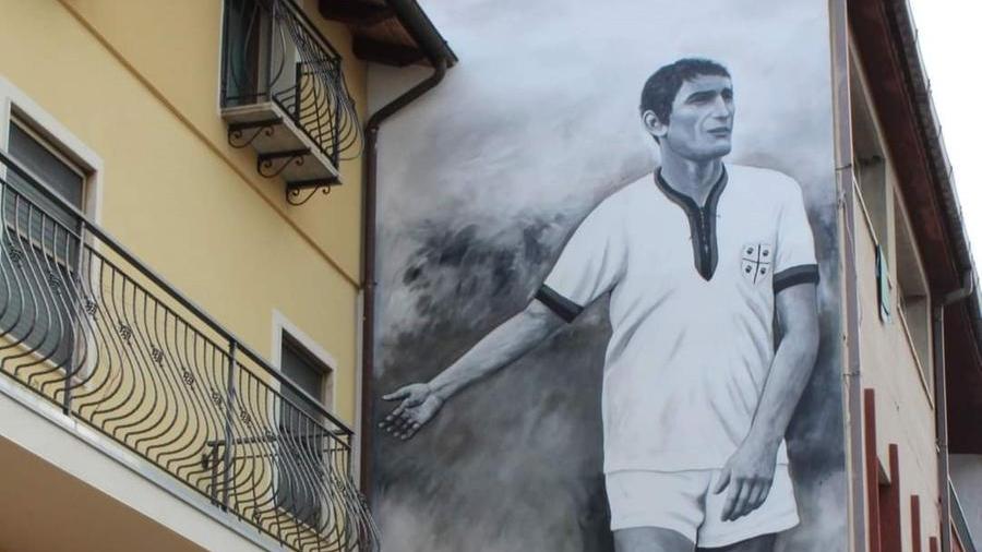 A Muravera un grande murale dedicato a Gigi Riva