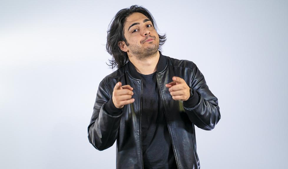 Max Angioni, doppio sold out a Ferrara: «Guardo ai buchi della vita»