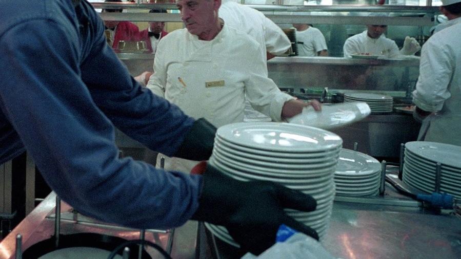 Turismo, mancano 2500 addetti. «I giovani vogliono certezze»