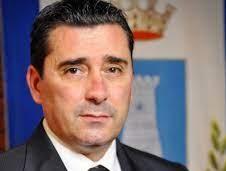 Rigassificatore a Porto Torres, il sindaco Massimo Mulas: «Basta cambi, ora serve chiarezza»