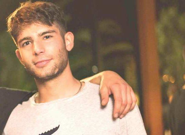 Ferrara, perde il controllo della moto: muore nella notte a 21 anni