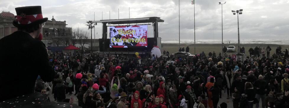 Un’immagine dei Corsi mascherati 2024 (foto Paglianti)