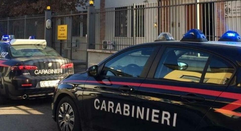 Il 35enne attraverso il suo legale ha presentato una querela ai carabinieri